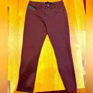Calvin Klein legging like burgundy pants with pockets - Size 12
